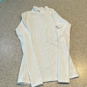 Under Armour cold gear size medium. Long sleeve